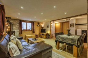 Armailli Beautiful 3 bedroom apartment with fireplace